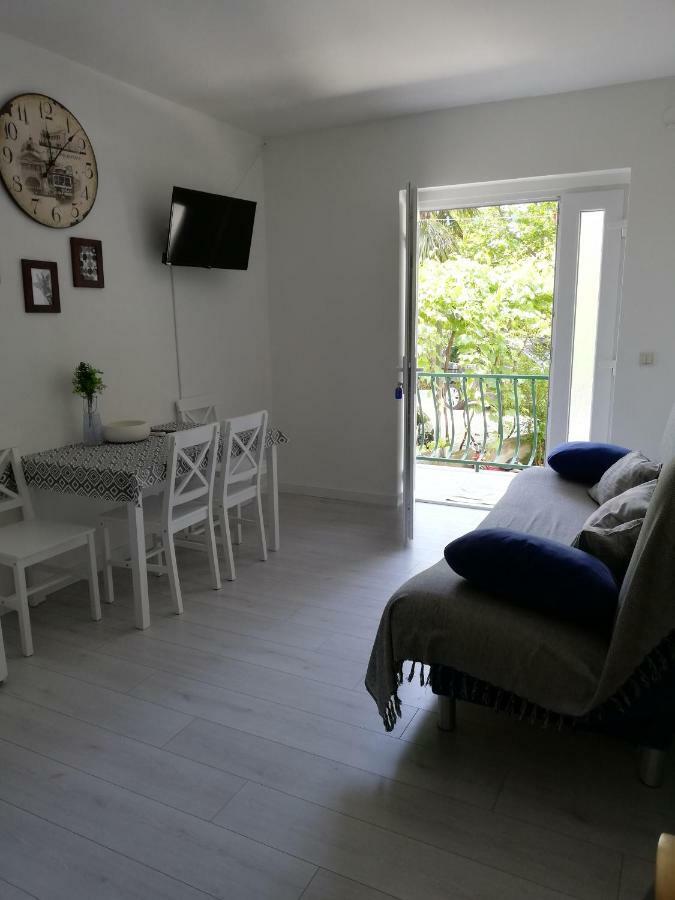 Ferienwohnung Mala Tonina Tučepi Exterior foto